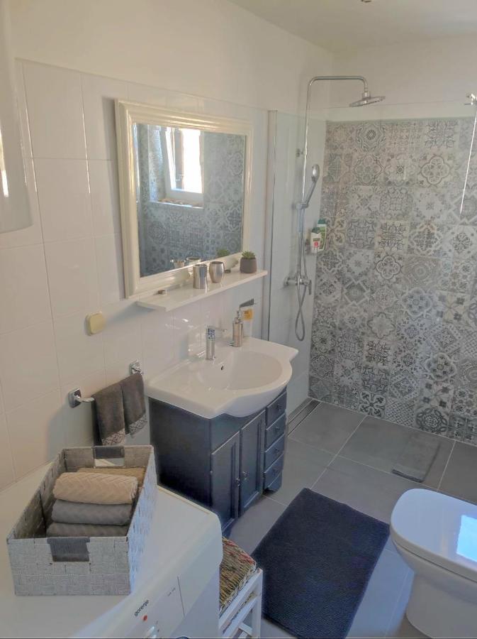 Maestral Apartment